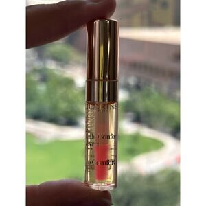 Clarins "Lip Confort Oil"